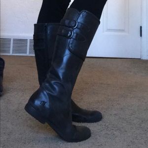 Born leather black boots. Size 6.5.